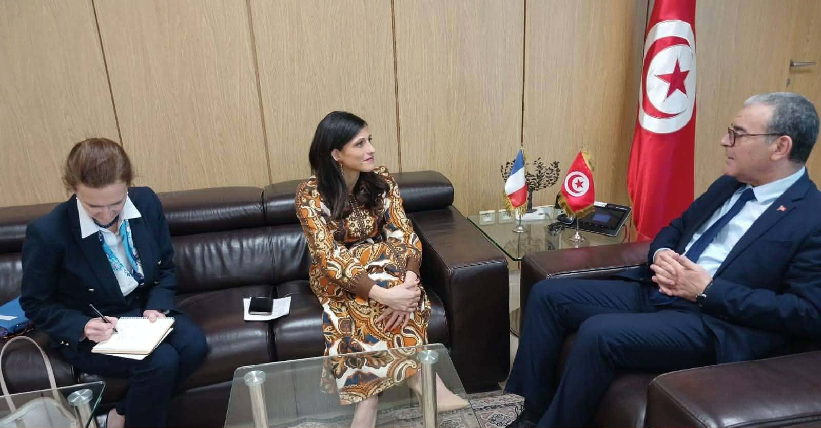 Samir Abdelhafidh s’entretient avec Éléonore Caroit sur le renforcement de...