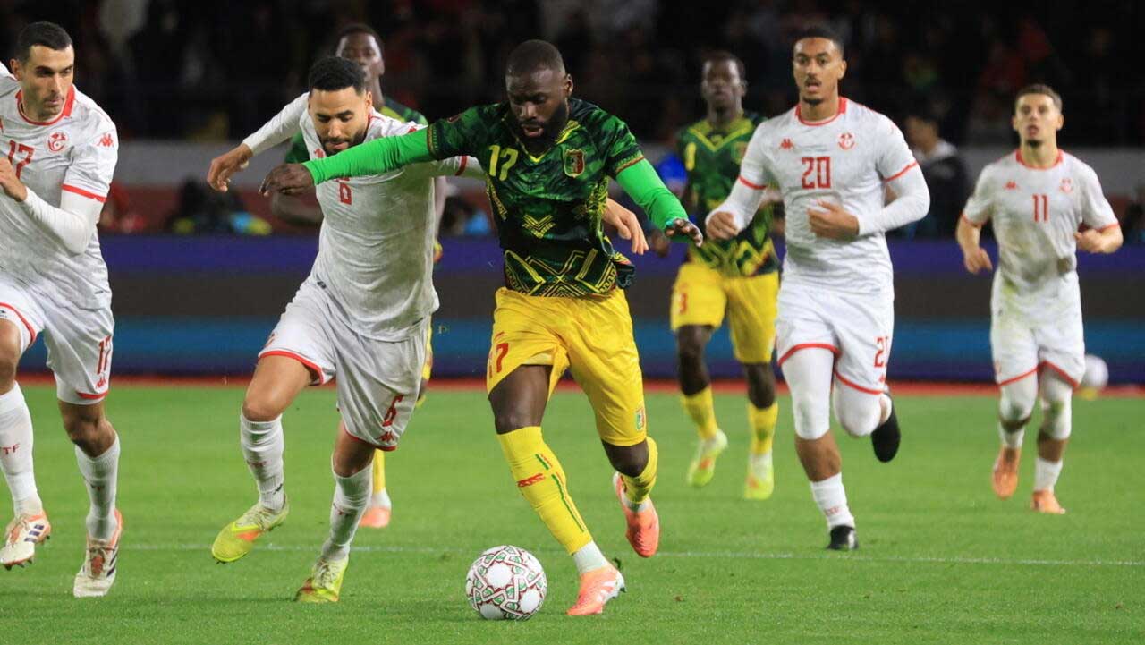 Tunisie–Mali : 0-0 à la mi-temps, le Mali réduit à...