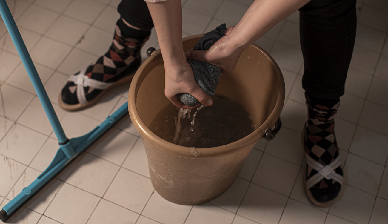 Travailleuses domestiques : Dix ans de lois, mais un besoin...