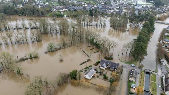 France: trois départements toujours en vigilance après des inondations historiques