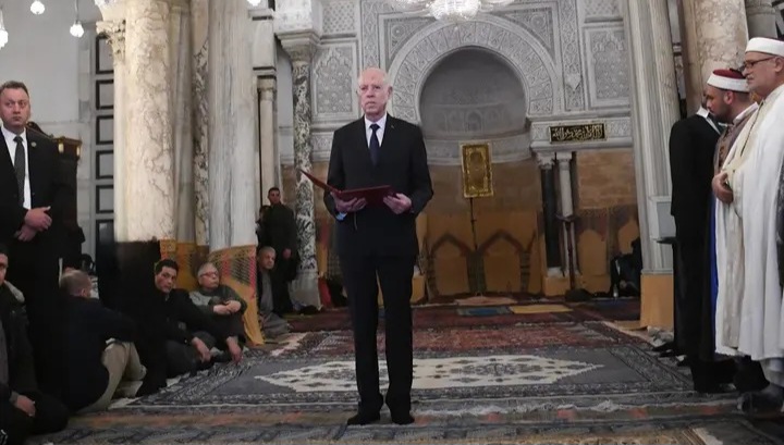 Le chef de l&rsquo;Etat se rend à la Mosquée Zitouna