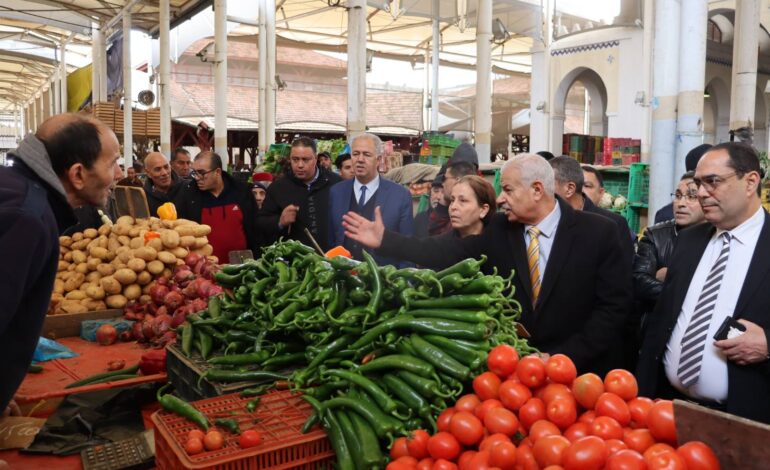 Visite surprise du ministre du Commerce au marché central de Tunis