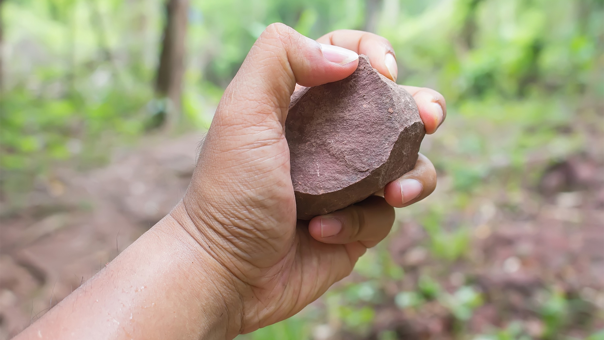Phénomène de jet des pierres chez les adolescents : parents...