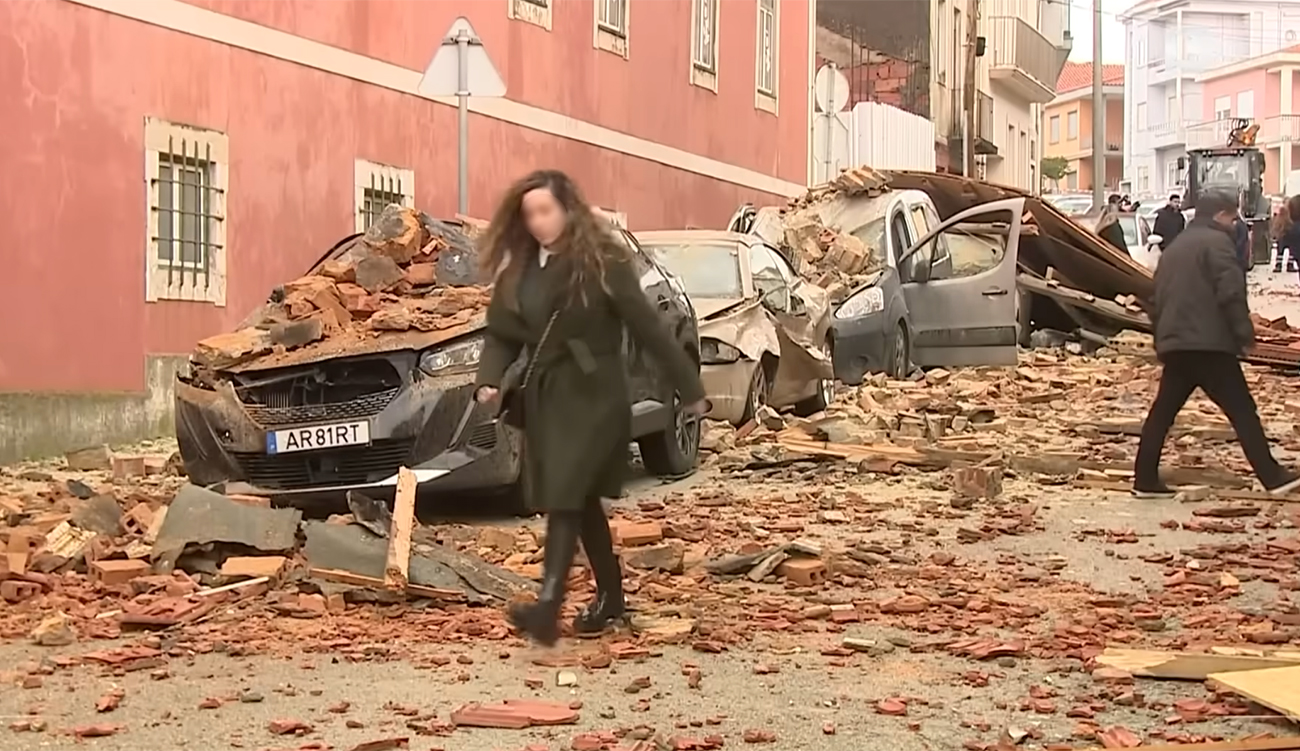 Tempête Christine : 93 000 foyers toujours sans électricité au...
