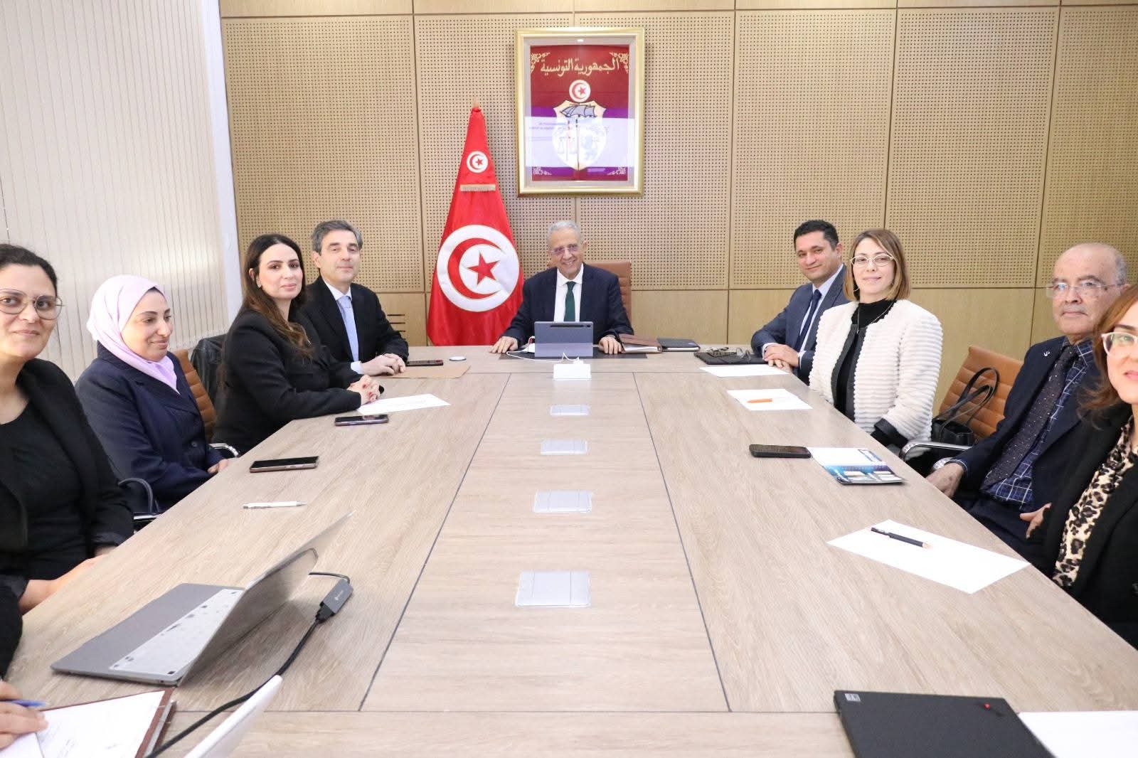 Tunisie : vers une stratégie nationale innovante pour la santé...