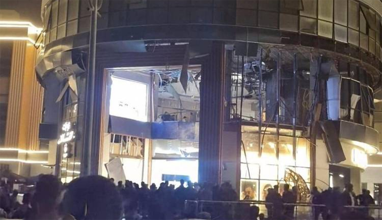 Incendie dans un centre commercial fait morts et blessés en...