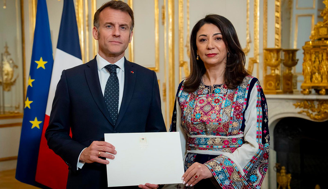 La première ambassadrice de l’État de Palestine en France présente...