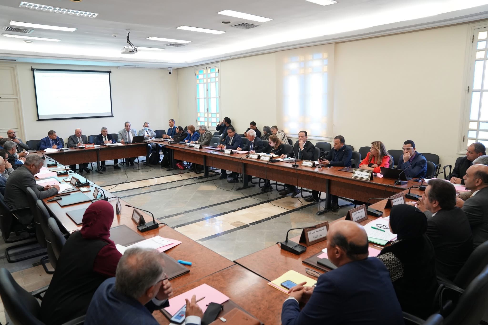 Rail et phosphate : un projet de 684 millions de...