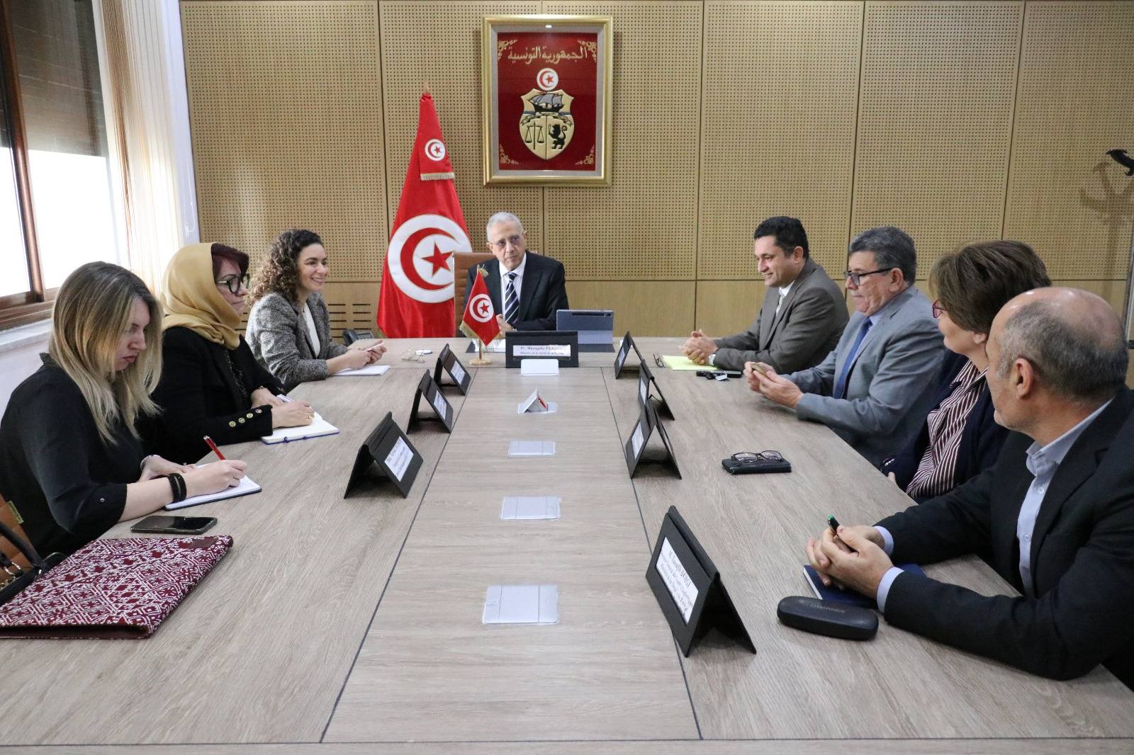 Santé: accélérer la numérisation des établissements publics