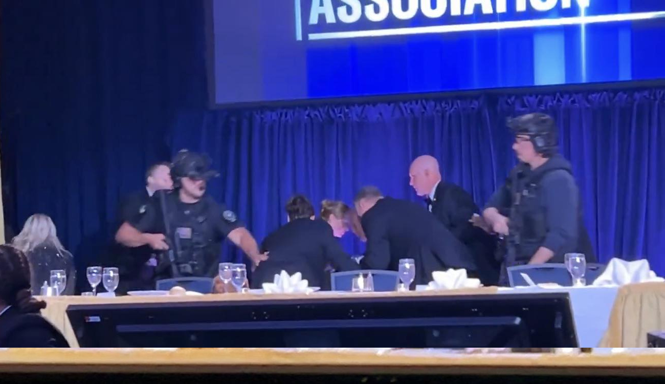 L&rsquo;auteur de l&rsquo;attaque à la Maison Blanche visait des responsables...