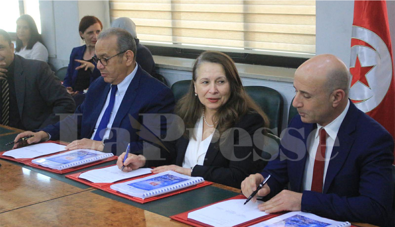 Industrie électronique : la Tunisie vise 7 milliards de dinars...