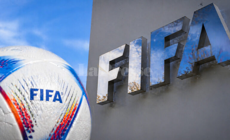 FIFA : Six clubs interdits de recrutement
