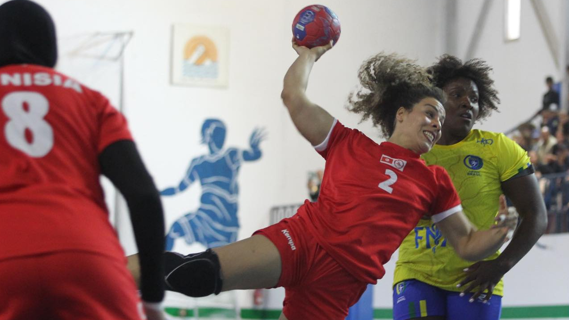 Handball féminin : la Tunisie domine le Brésil 25-23 en...