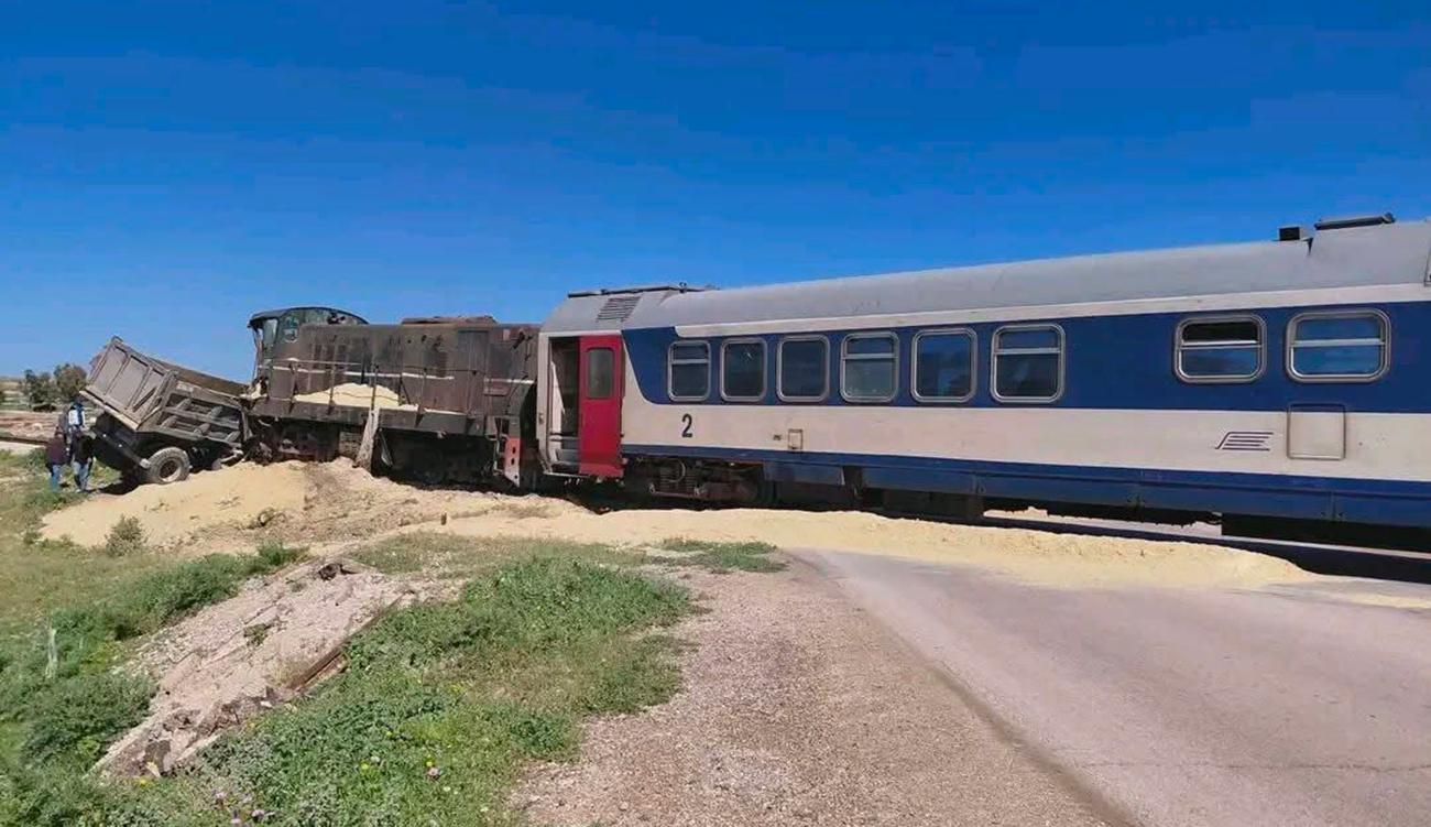 Le Kef : collision entre un train de voyageurs et...