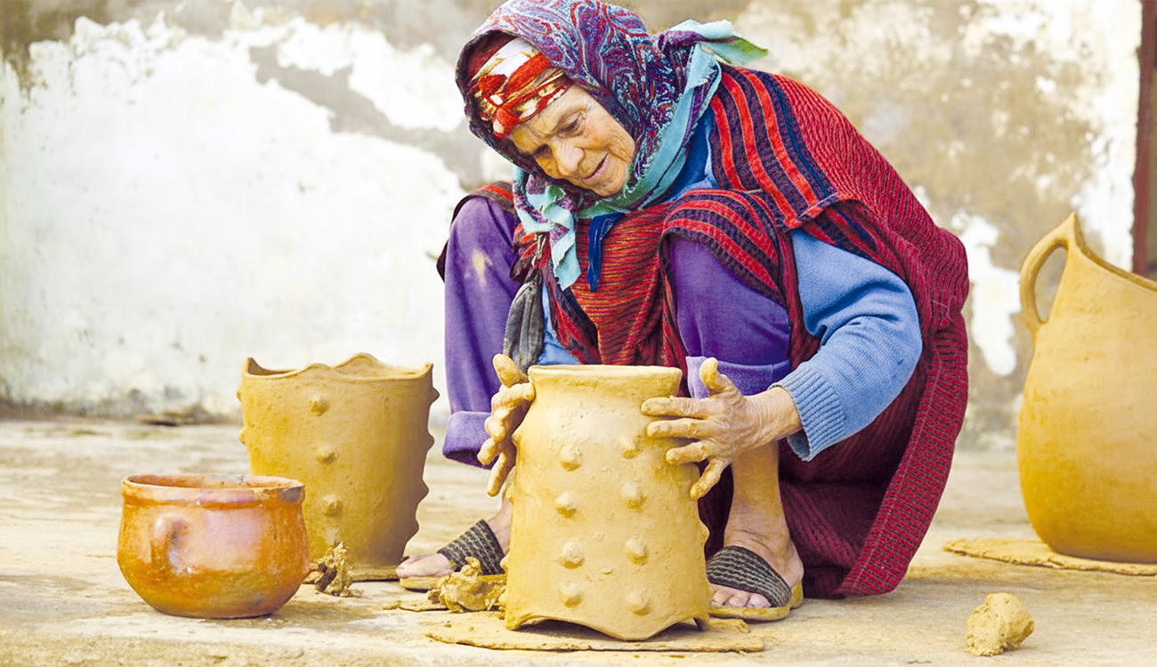Patrimoine en lumière – Poterie de Sejnane : Un héritage...