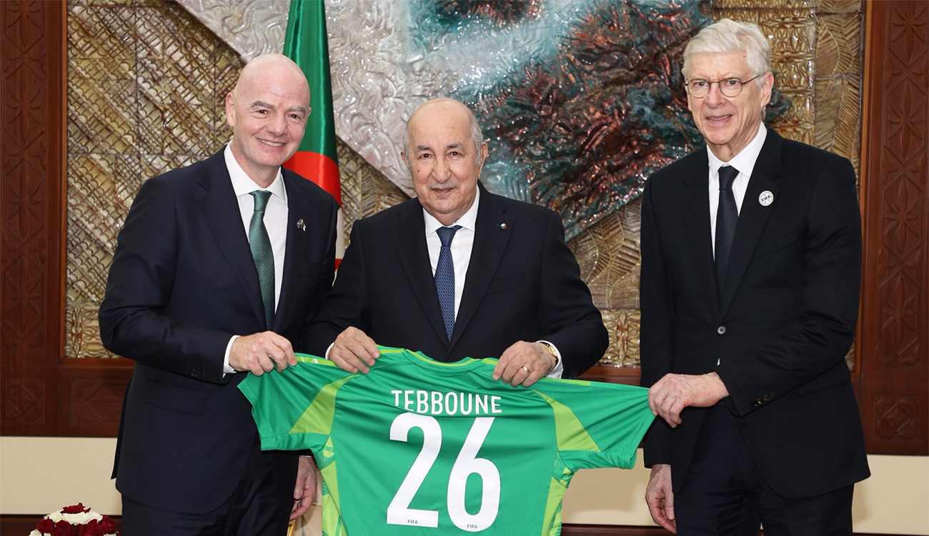 Abdelmadjid Tebboune reçoit le président de la FIFA et Arsène...