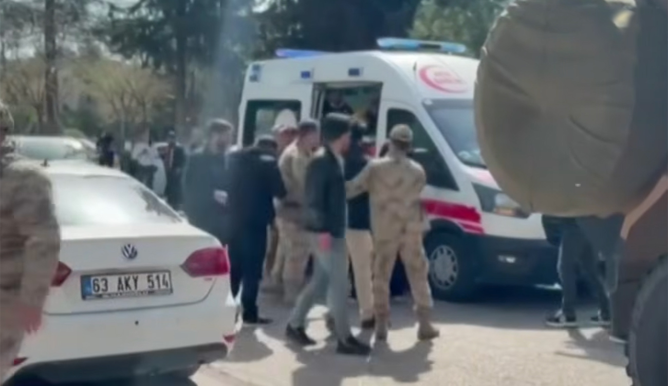 Bain de sang dans un lycée en Turquie : un...