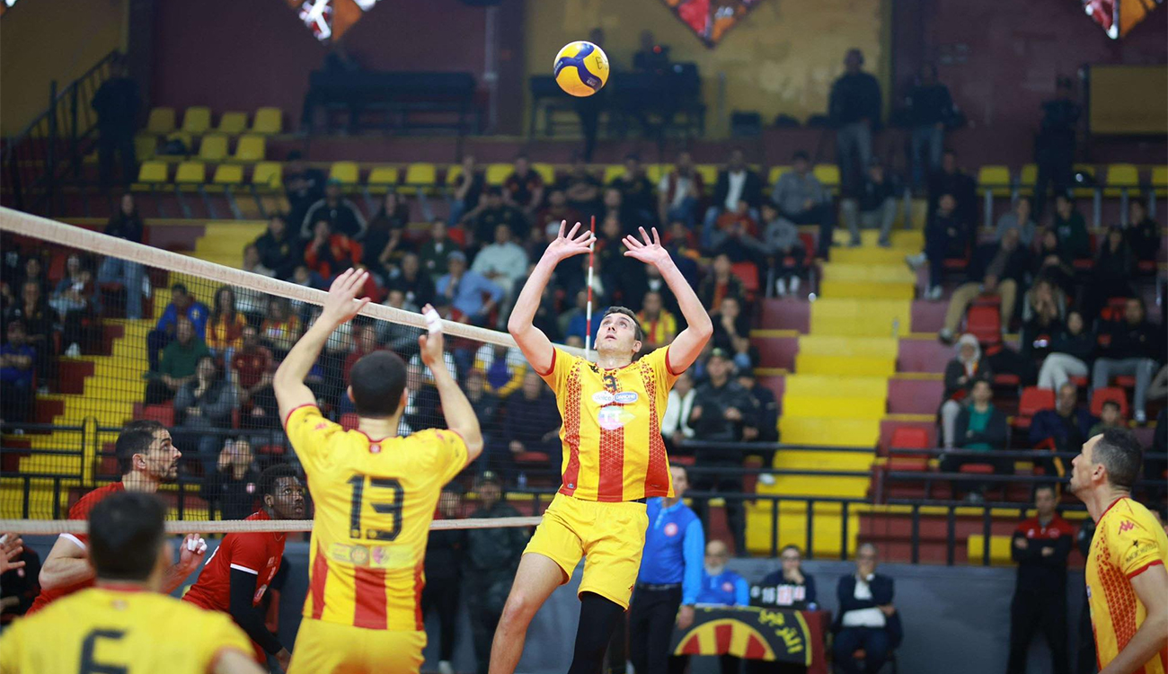 Volley-ball : l’Espérance de Tunis s’impose face à l’Étoile du...