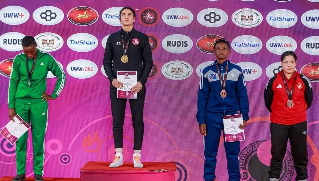 Lutte : Zeinab Sghaier sacrée championne d’Afrique