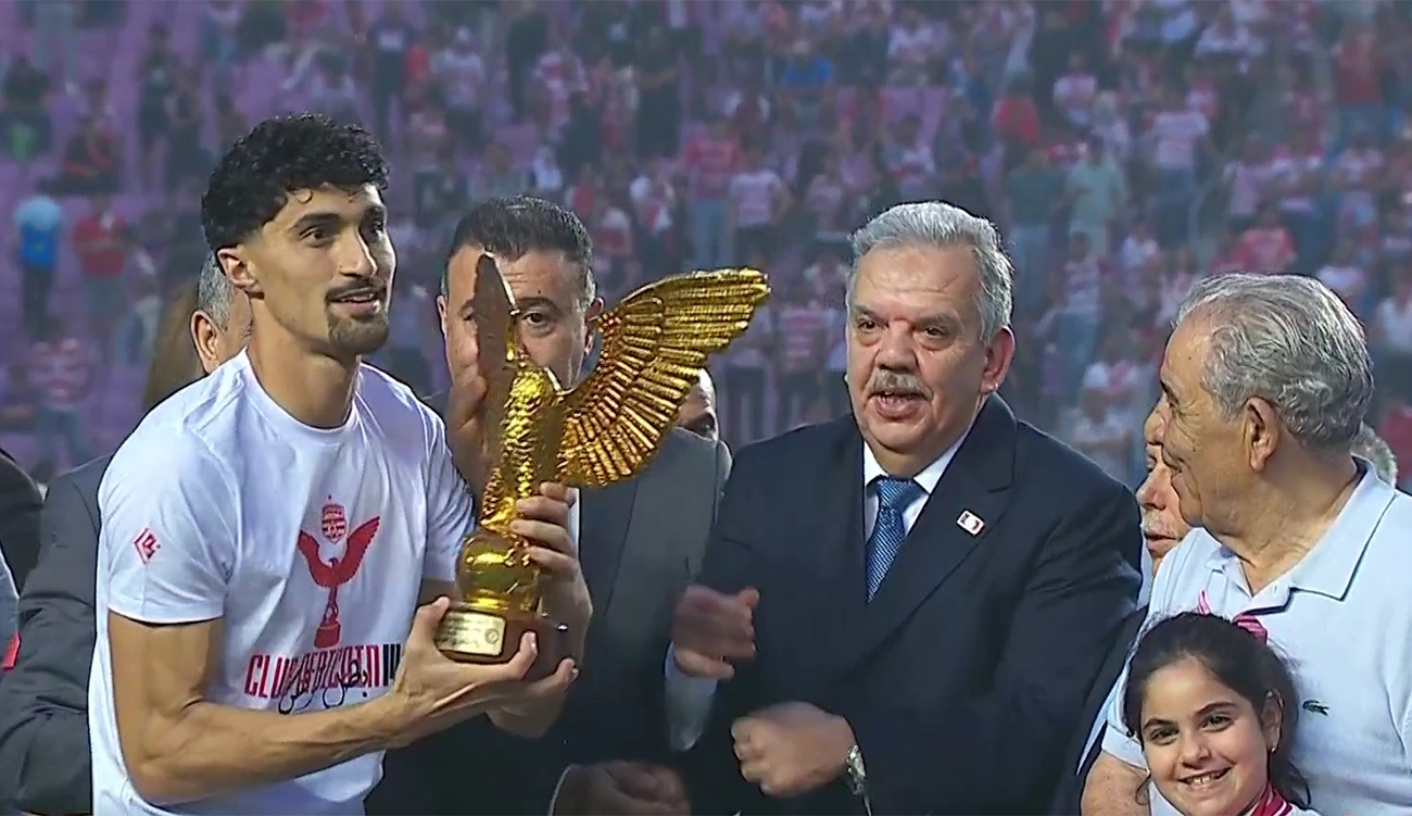 Ligue 1 : le Club Africain célèbre son 14e titre...