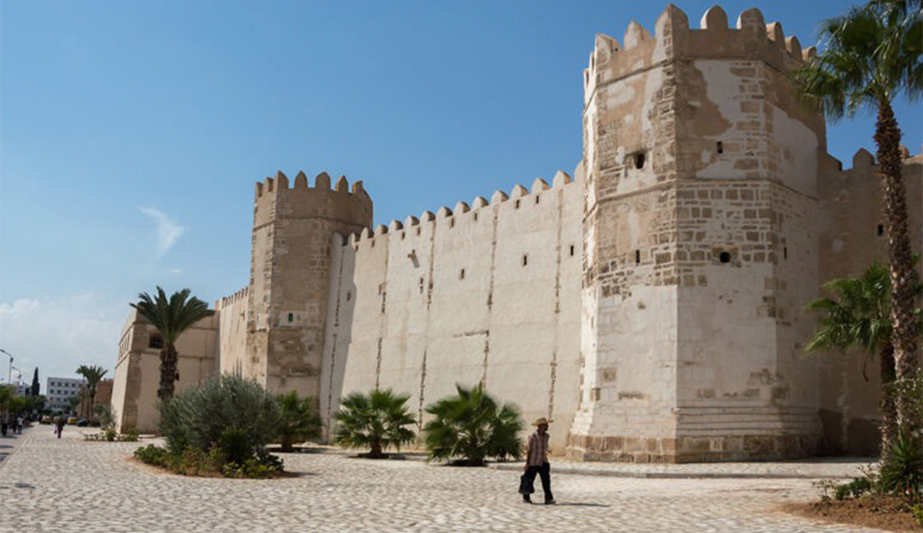 Patrimoine en lumière – Les remparts de Sfax : Un...