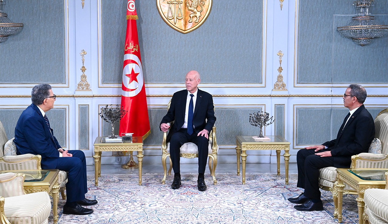 Mensonges et réseaux sociaux : Le Président recadre la gestion...
