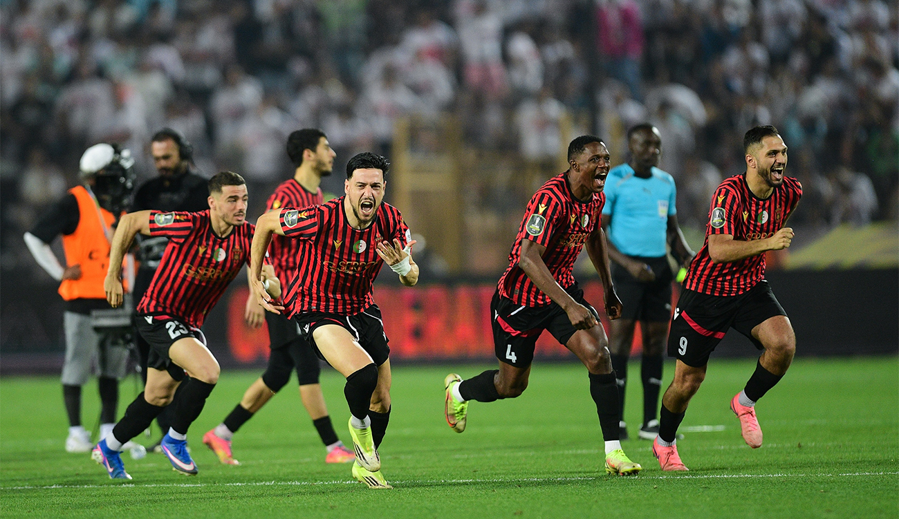 Coupe de la Confédération : l&rsquo;USM Alger sacrée championne face...