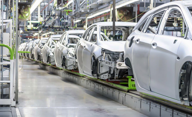Industrie automobile : Accélération de la création d’emplois et de la montée en compétences