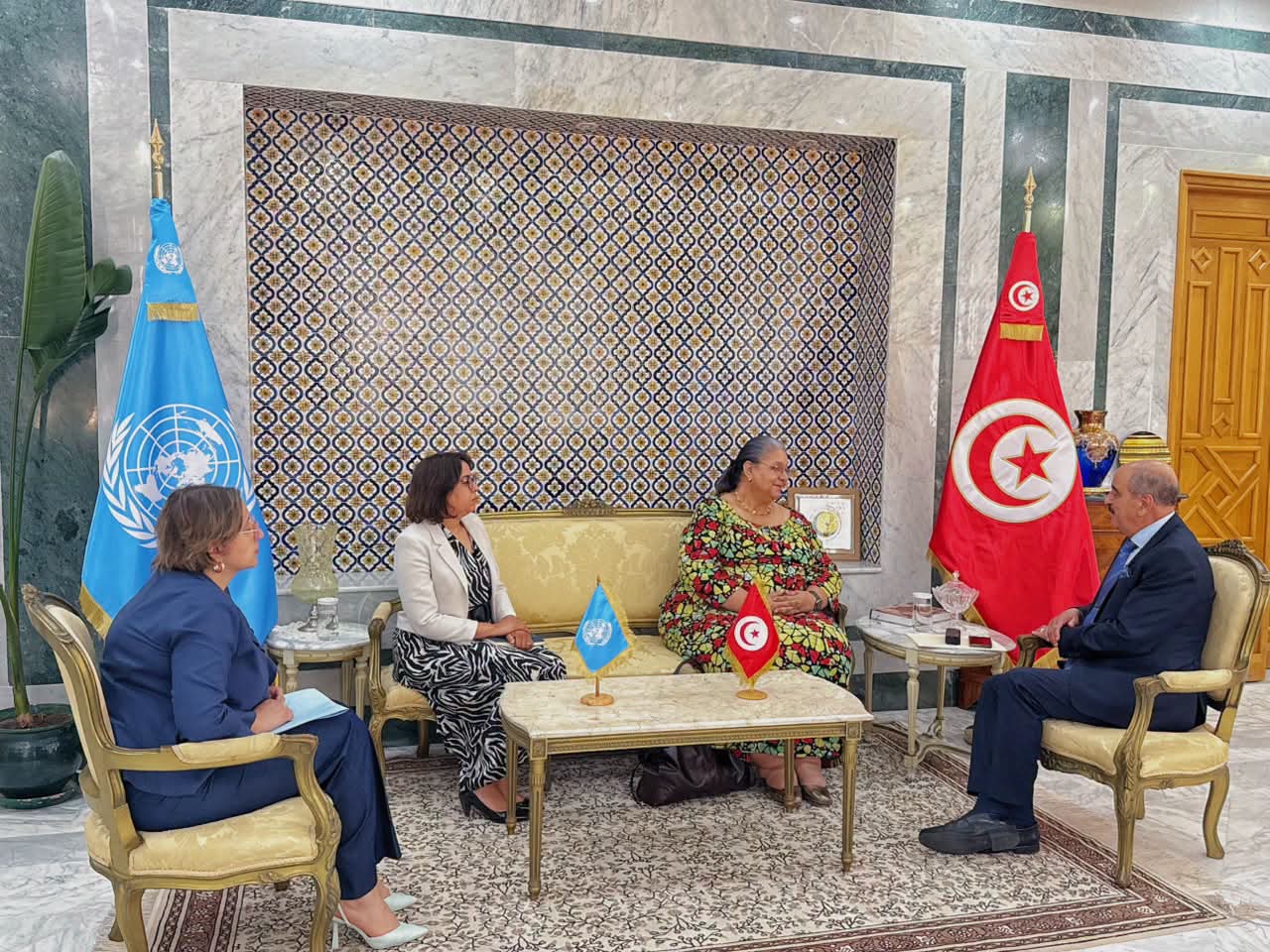 Diplomatie : la Tunisie célèbre l’engagement des femmes au service...