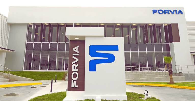 Industrie automobile : la Tunisie séduit le géant français FORVIA