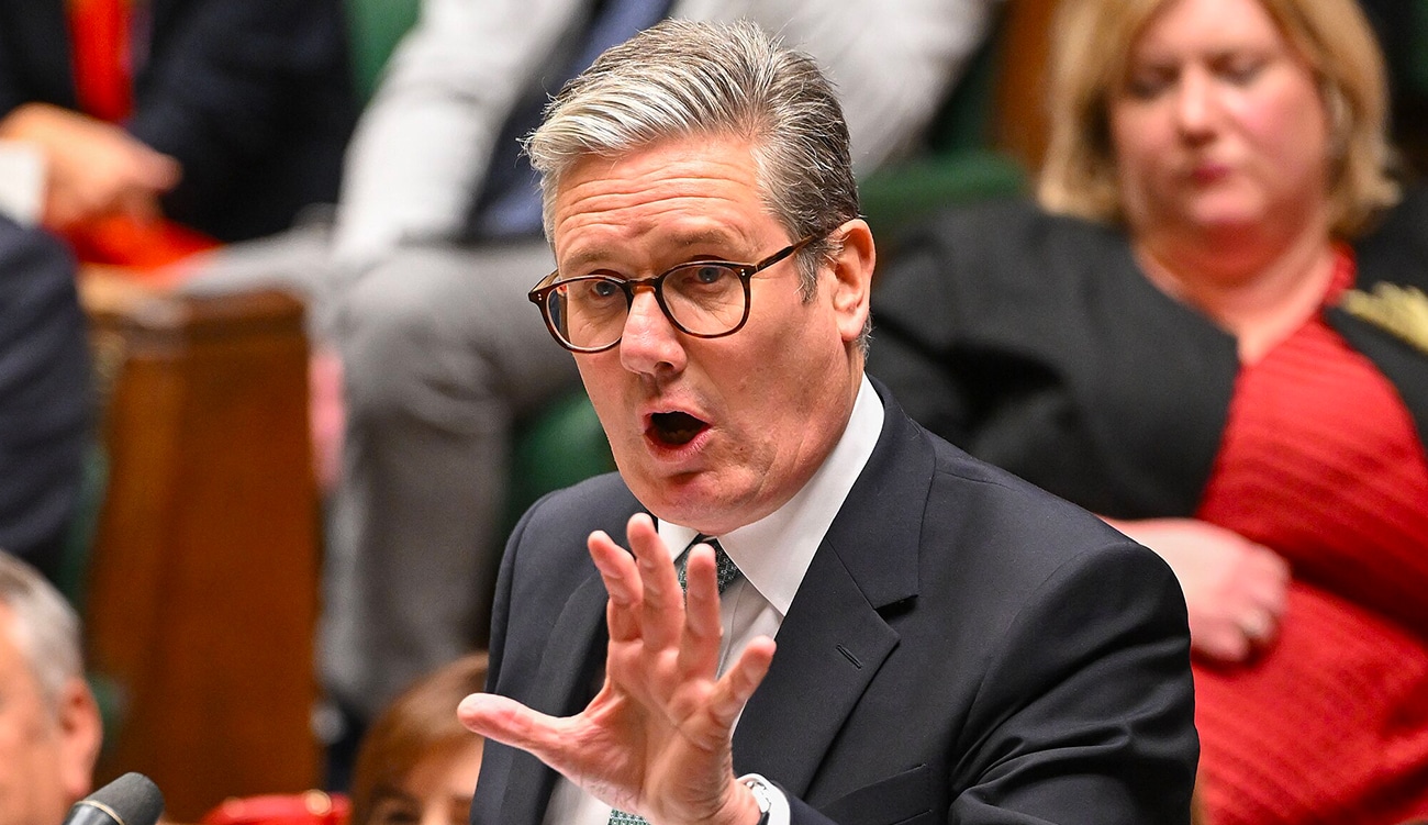 Keir Starmer annonce sa démission de son poste de Premier...