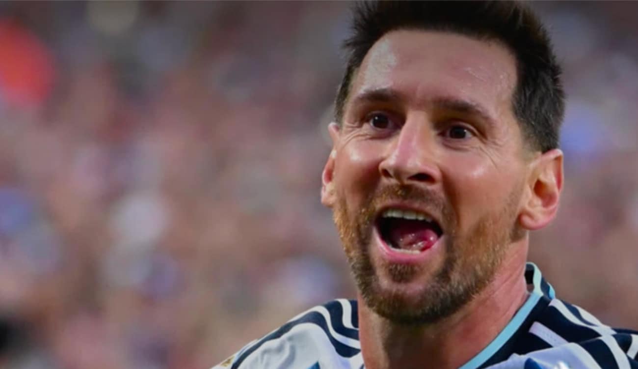 Mondial 2026 : Lionel Messi signe un triplé historique contre...
