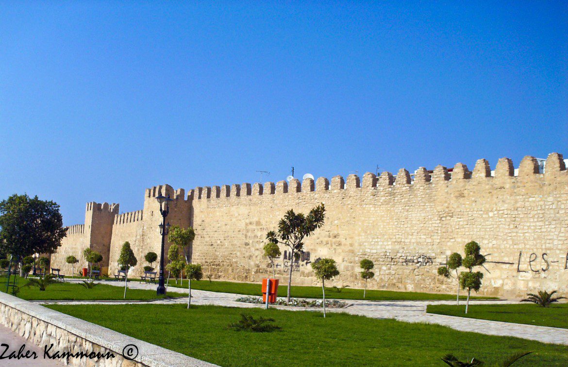 Sousse : la municipalité dément toute peinture du mur de...