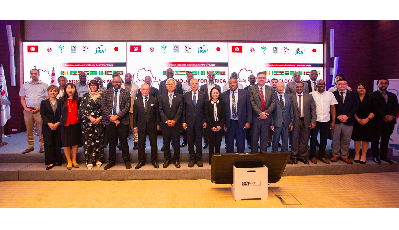 Des experts japonais et tunisiens forment 17 cardiologues africains à...